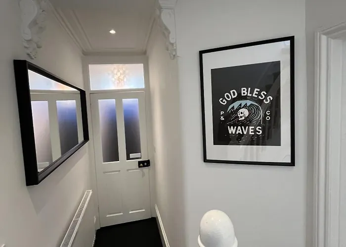 Restored Victorian With Private Garden