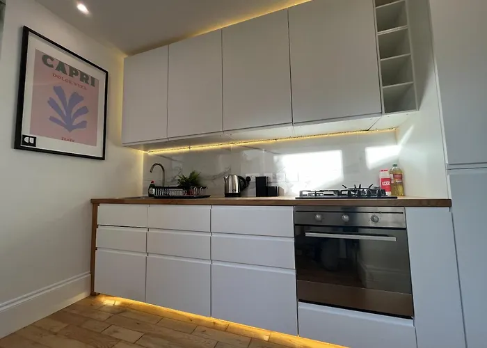 Restored Victorian With Private Garden * Bristol