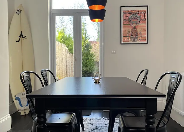 Prázdninový dům Restored Victorian With Private Garden