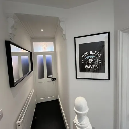 Restored Victorian With Private Garden