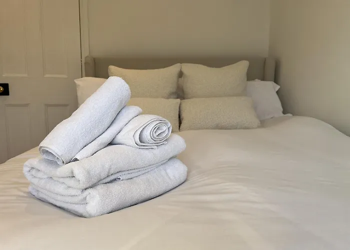 Restored Victorian With Private Garden